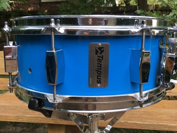 Selling with online payment: Tempus 5" x 13" snare Fiberglass Canada $300 OBO