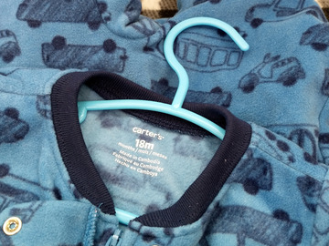 Selling with online payment: NEW Fleece Zipper Pajamas Carter's, size 18m - Vehicle pattern