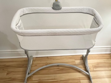 Selling: Arms Reach Co-Sleeper Bassinet Never Used