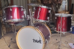 Selling with online payment: TAYE DRUM SET