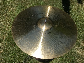 Selling with online payment: 50% off $289, now $145 Paiste Signature 18" Full Crash 