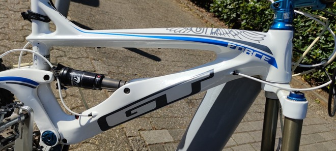Gt force shop carbon expert 2012
