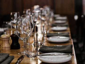 Book a meeting : The Private Dining Room l Perfect for your private work event