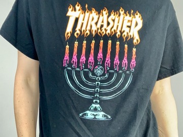 Selling: Thrasher Graphic Tee
