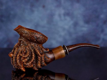  : Hand Carved Tobacco pipe