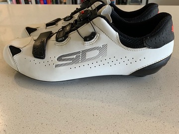 Selling with online payment: Sidi Sixty Cycling Shoes (Men's Size 43)