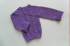 Vente au détail: Pull enfant torsades laine alpaga violet, fait main 2 ans