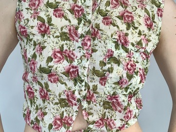 Selling: Sweet Rose Print 90's Cropped Button-down