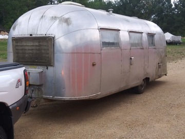 For Sale: 1960 Rare Original One Axle Airstream Overlander with Title