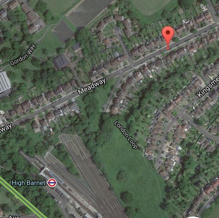London, Private Driveway to rent near High Barnet station