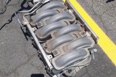 Selling with online payment: Ford Coyote 5.0  Intake 