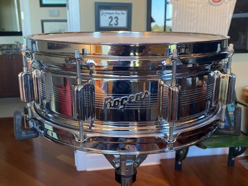 Selling with online payment: Lower Price $500 '65 Rogers 7 Line 5x14 Dynasonic snare 1 owner 