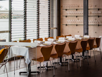 Book a meeting: Centrale | An ideal space for small group meetings with a view