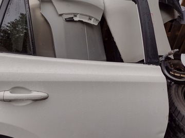 Selling with online payment: 2013 to 2018 Toyota RAV4 - Right Rear Door