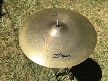 Selling with online payment: $135 OBO Vintage 1980s Zildjian A 15" Thin Crash 814 grams