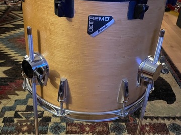 Selling with online payment: Remo Mondo 14x14 floor tom