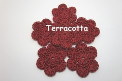 Vente au détail: Lot de 2 Fleurs au crochet Terracotta