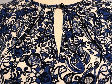 Selling: Sylvester Blue/Black/White Paisley Print. Size Small