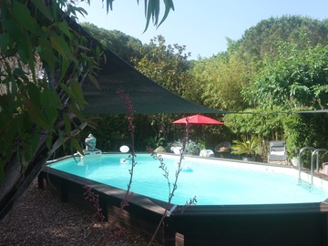 NOS JARDINS A LOUER: Jardin piscine Zen (ambiance indonésienne) possibilité barbecue 