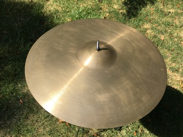 Selling with online payment: $179 OBO Vintage 1970s Zildjian 21" A Ride 2671 grams