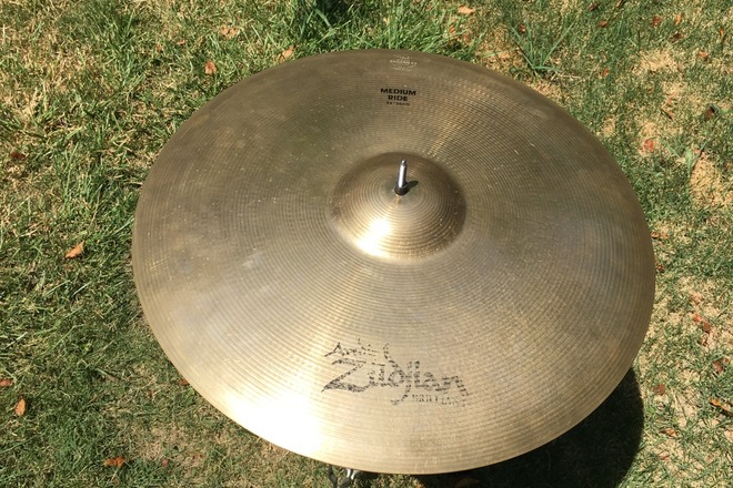 Zildjian a medium ride 22 cheap