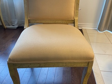 Selling: Benetti’s Italia Dining chairs set of 6. Antique style 