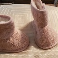 Selling with online payment: 0-3 months Pink booties