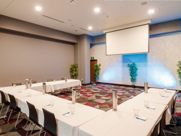 Book a meeting: The Stellar Room l A popular stylish function space !