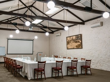 Book a meeting: Lake View Room | An intimate room perfect for a meeting