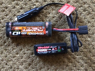 Selling: Traxxas 6 cell flat 3000 mah NIMH battery with DC charger