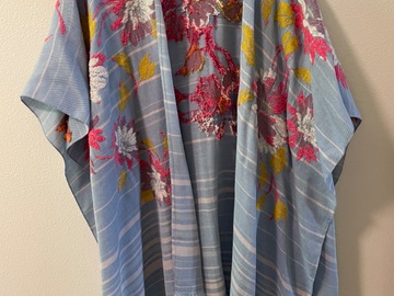 Selling: Anthropologie kimono 