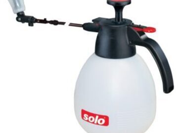  : Solo® 420 One-Hand Pressure Sprayer