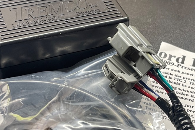 Tremco Anti-Theft Device 09+ Ford E350/550