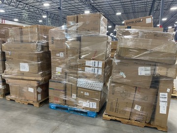 Comprar ahora: Furniture Liquidation Truckload Wholesale 24+ Pallets