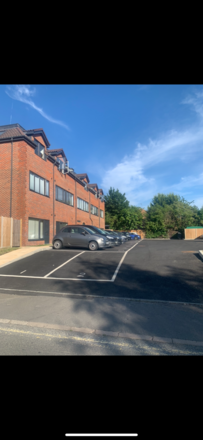 Leatherhead UK, Near Train Station & Town Center. Great Parking