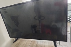 À vendre: Smart TV LG écran cassé 