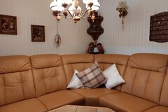 Biete Hilfe: Ledereck-Couch - helles Beige (fast neu)