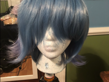 Selling with online payment: Blue and violet wig
