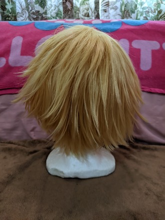 Short strawberry blonde wig