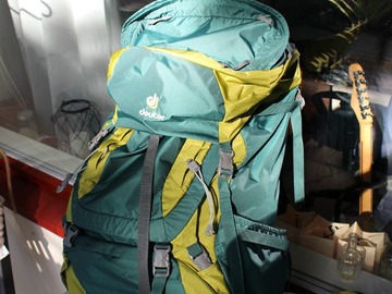 Renting out (per day): Deuter Aircontact 65L + 10L rinkka