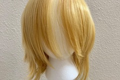 Selling with online payment: Short Yellow-Blonde Wig