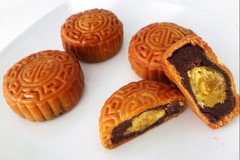 Selling: Mooncakes - Mix&Match (Traditional Red Bean Paste) 