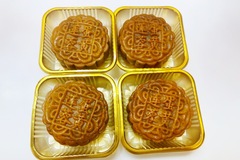 Selling: Mooncake - Mix & Match Traditional Lotus Paste with egg yolk