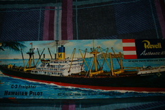Selling with online payment: 1955 REVELL HAWAIAN PILOT FREIGHTER S KIT