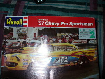 Selling with online payment: REVELL 1991 REVELL ISSUE 1957 CHEVY PRO SPORTSMAN