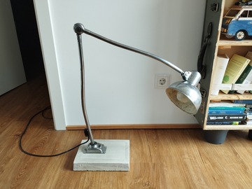 Zu Verkaufen: Original Vintage Kaiser Idell Bauhaus Lampe 
