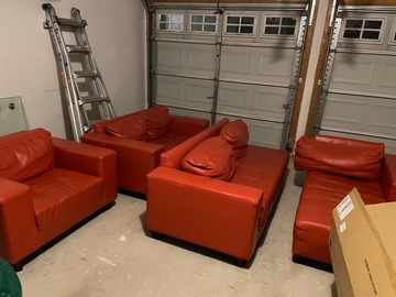 Selling: Three piece sofa set orange leather 