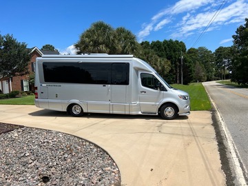 For Sale: 2022 Airstream Atlas Tommy Bahama
