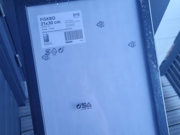 Ilmoitus: 4 kpl Ikea Fiskbo-kehykset musta, 21x30 cm