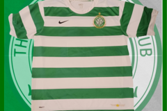 Selling with online payment: Celtic Home 2007-08 Size XL